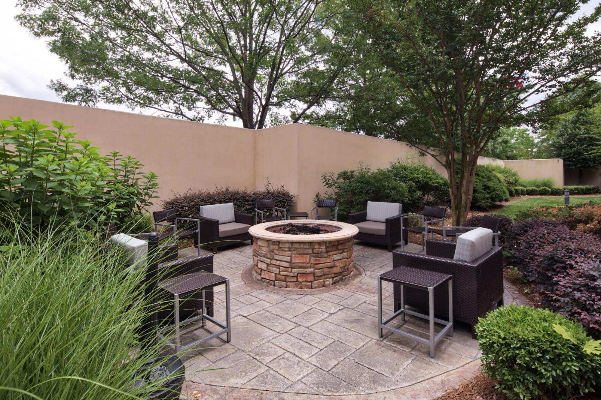 Courtyard By Marriott Rock Hill Hotel Buitenkant foto