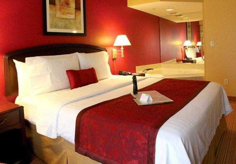 Courtyard By Marriott Rock Hill Hotel Buitenkant foto